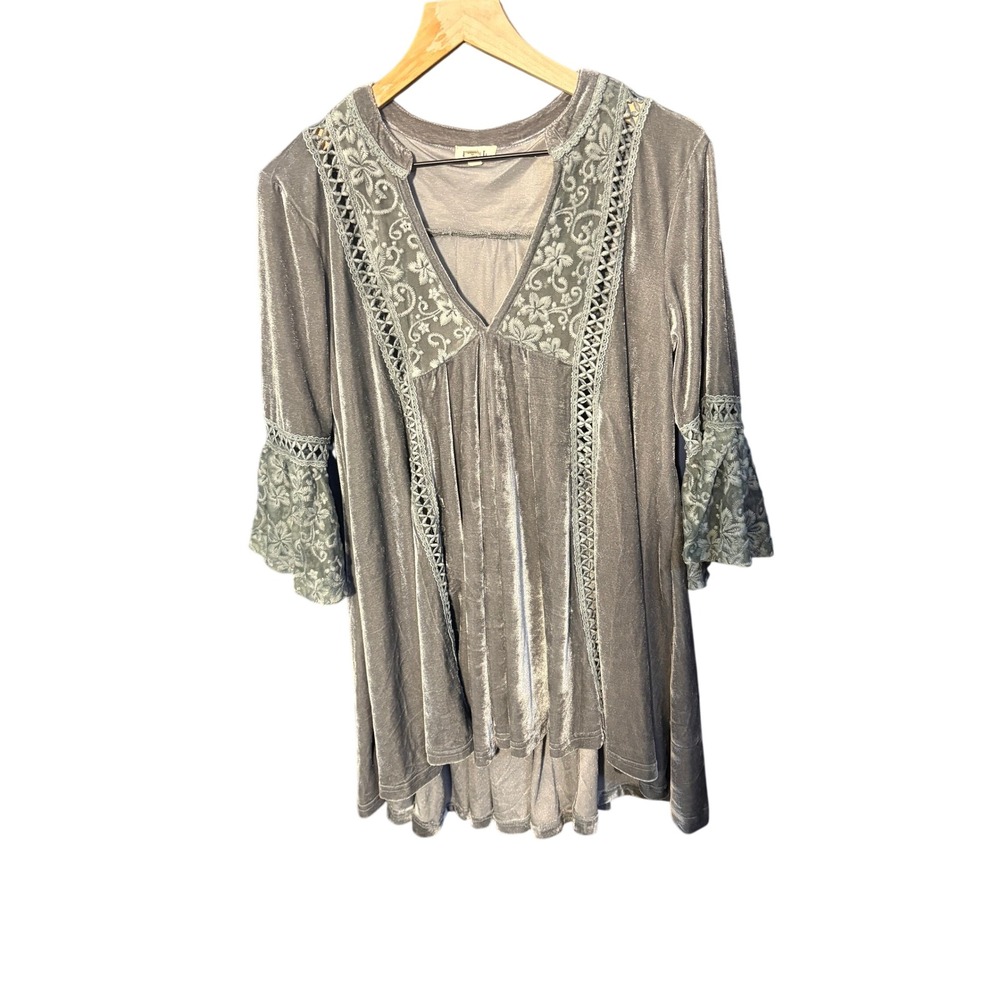 POL Womens Grey Velvet Floral Embroidered Lace Trim Bell Sleeve Tunic Top Small